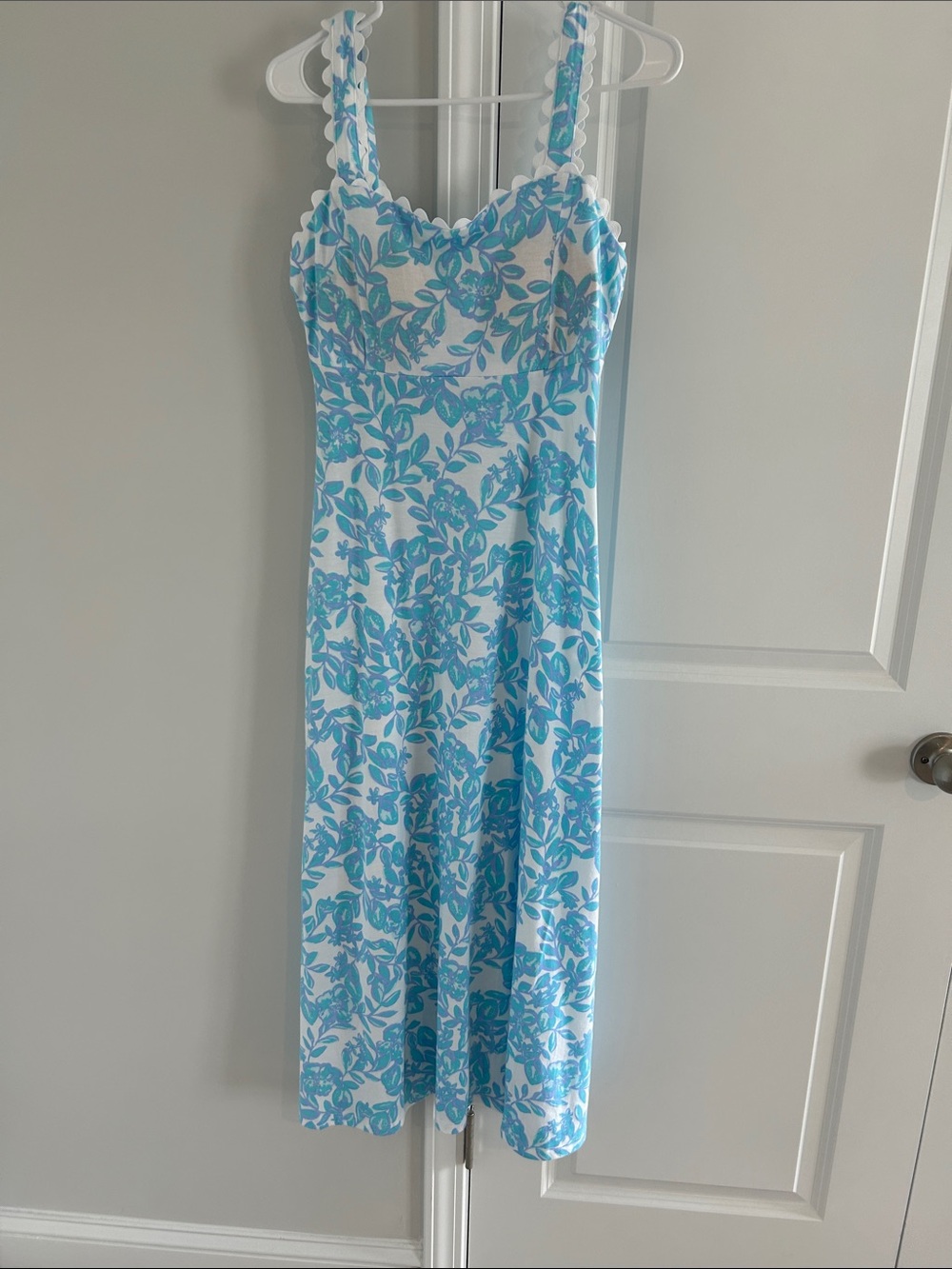 Lilly Pulitzer White Midi Dress with Blue Floral Print